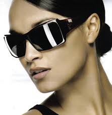 4 Consejos para ayudarle a elegir la gafas de sol adecuadas