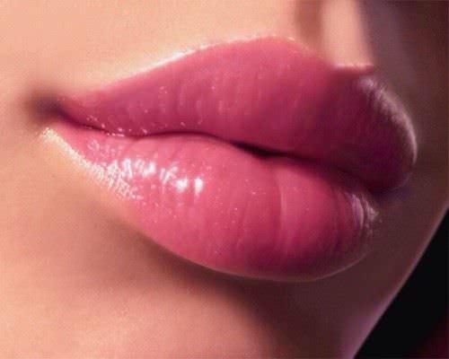 Como tener labios sorprendentemente suaves