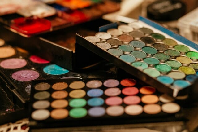 Las mejores ideas de maquillaje para esta navidad.